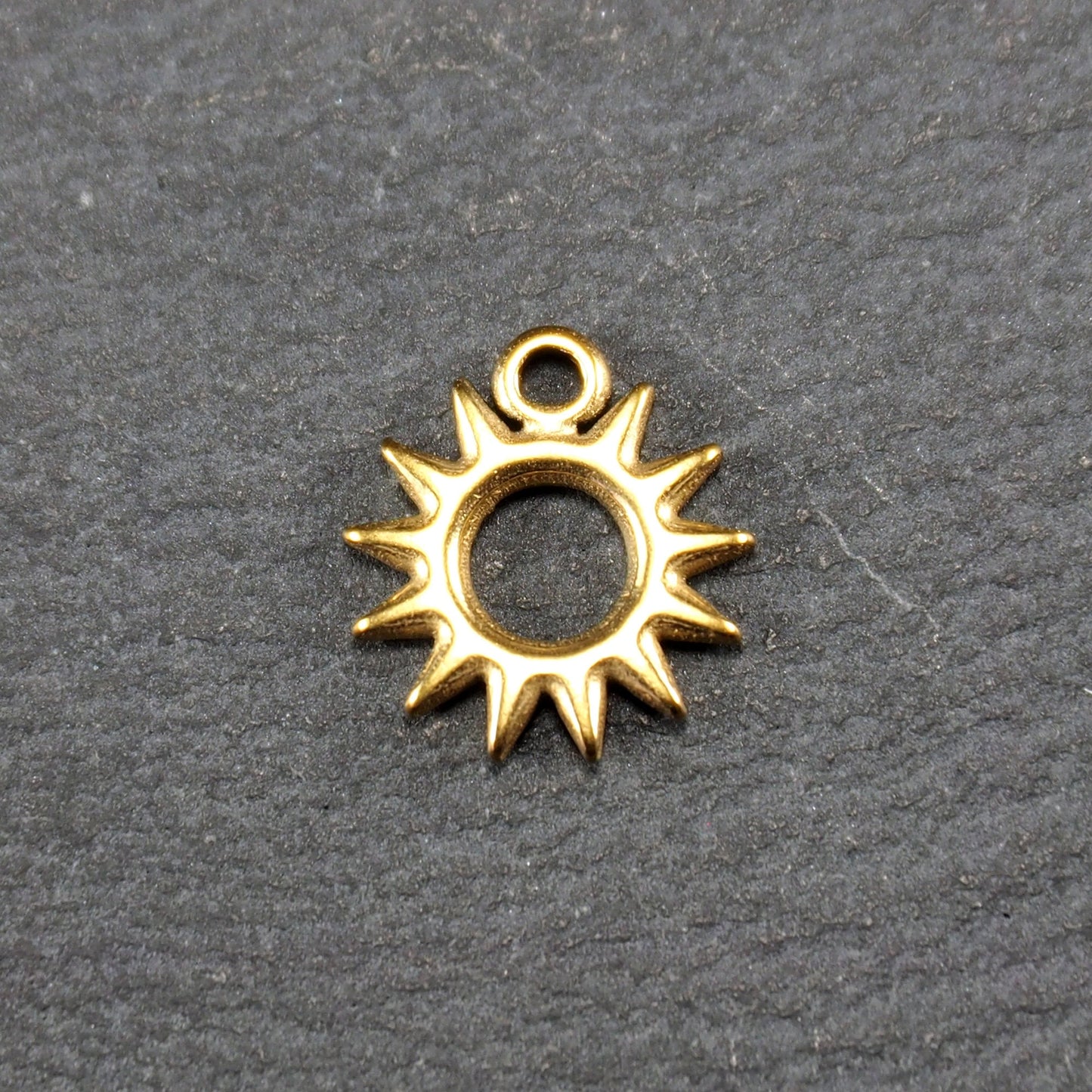 Anhänger Sonne, chirurgischer Edelstahl 316L, ionenvergoldet, 11086
