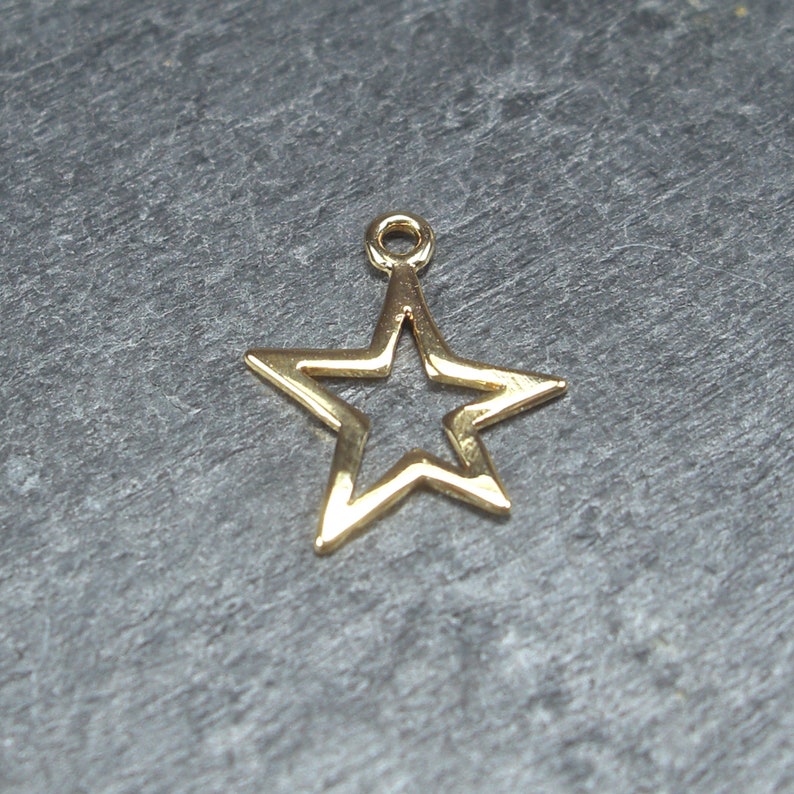 2 kleine Stern Anhänger, Messing, 24 K vergoldet, 10425