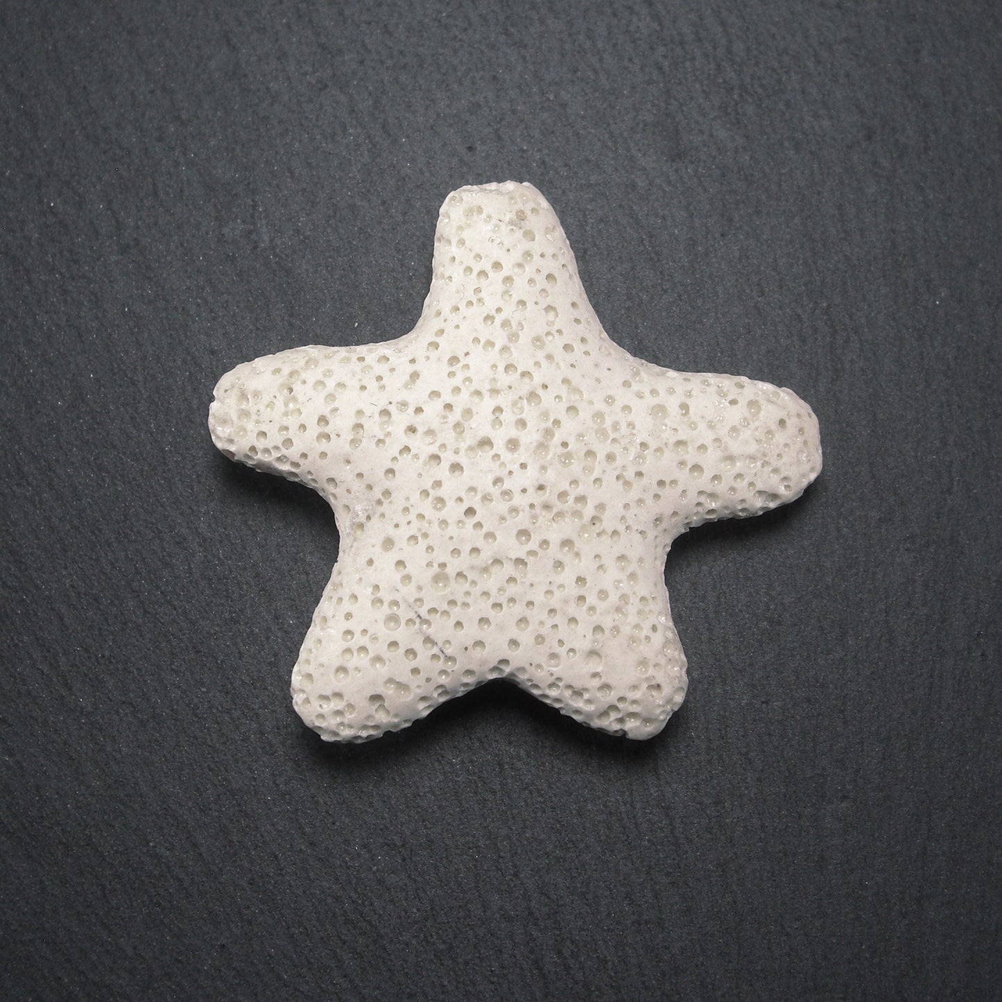Lava Perle Seestern, cremeweiß, 40 mm, 10619