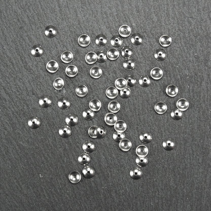 50 Mini Perlenkappen 4mm schlicht glatt Edelstahl , 10197