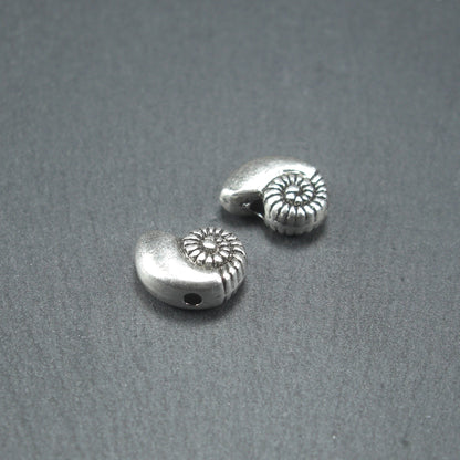 Perle Schnecke, antik silberfarben, 10479