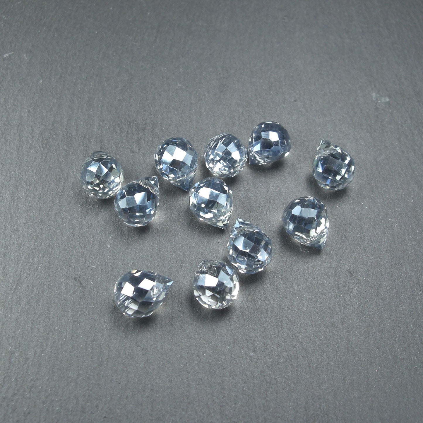 4 Tropfen Anhänger, Glas geschliffen, hellblau, Kristall, 10369