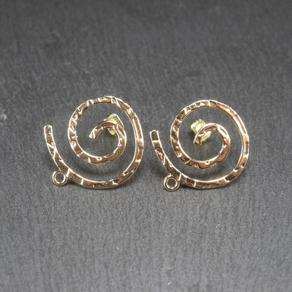 Ohrstecker Spirale, Messing, 24 Karat vergoldet, Hammerschlagoptik, 10870