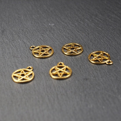 5 Anhänger Pentagramm Drudenfuß antik goldfarben, 10903