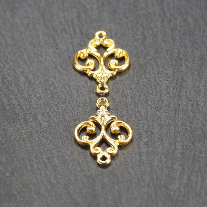 10 Verbinder filigranes Ornament, goldfarben, 10841