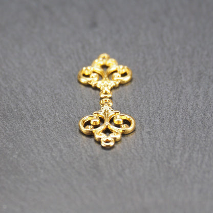 10 Verbinder filigranes Ornament, goldfarben, 10841