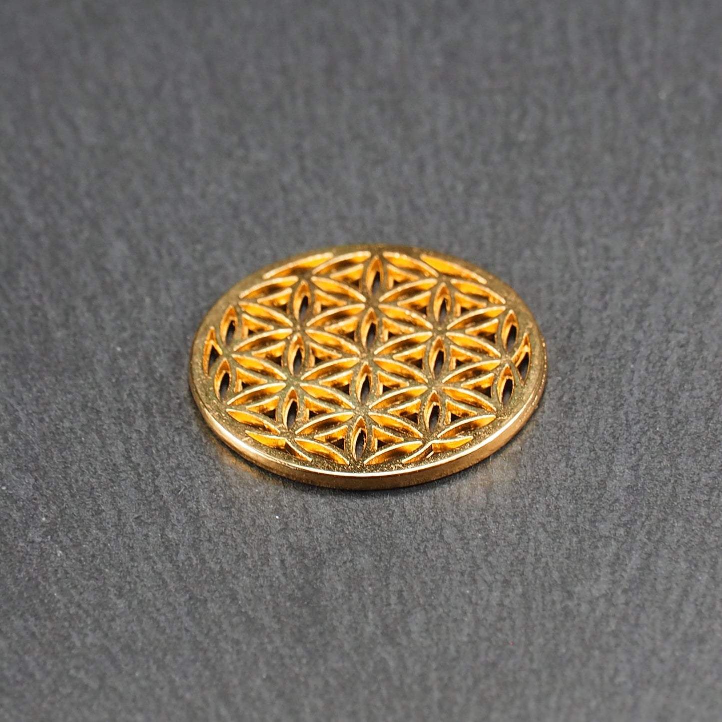 5 Anhänger/Verbinder Blume des Lebens, vergoldet, 11017