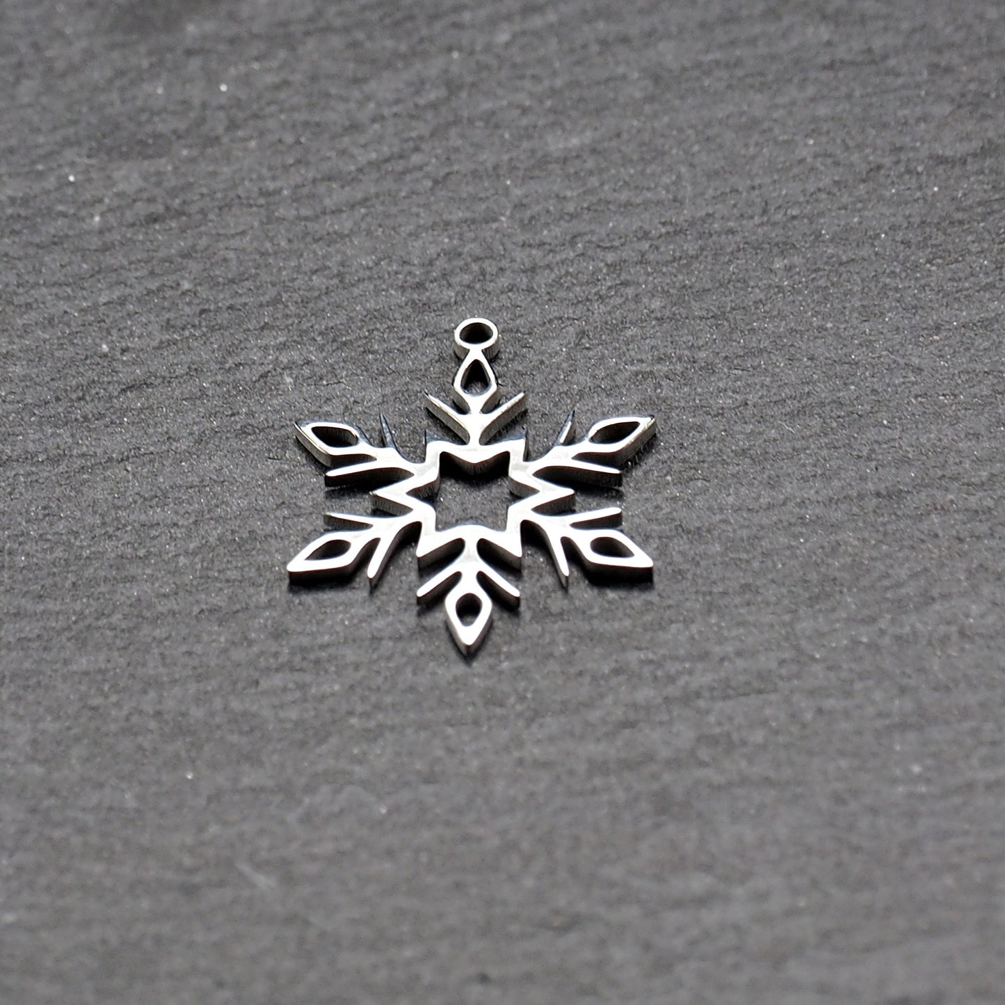 Anhänger Schneeflocke, Edelstahl 304, filigran, 11034