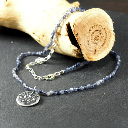 Boho Halskette mit Anhänger Blumenmotiv, Sterling Silber Lolit-Kette, 40153