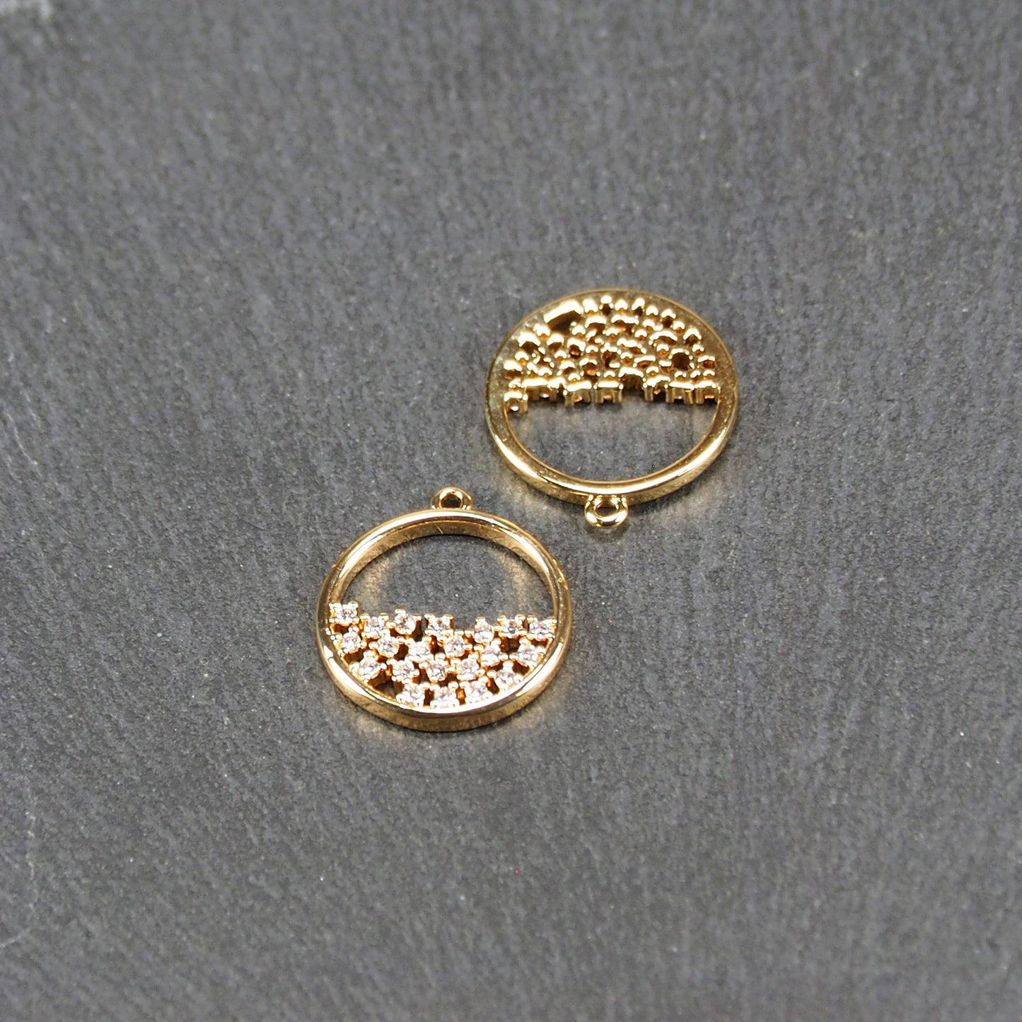 Anhänger rund, Zirkonia, Messing, 24 Karat vergoldet, 11046