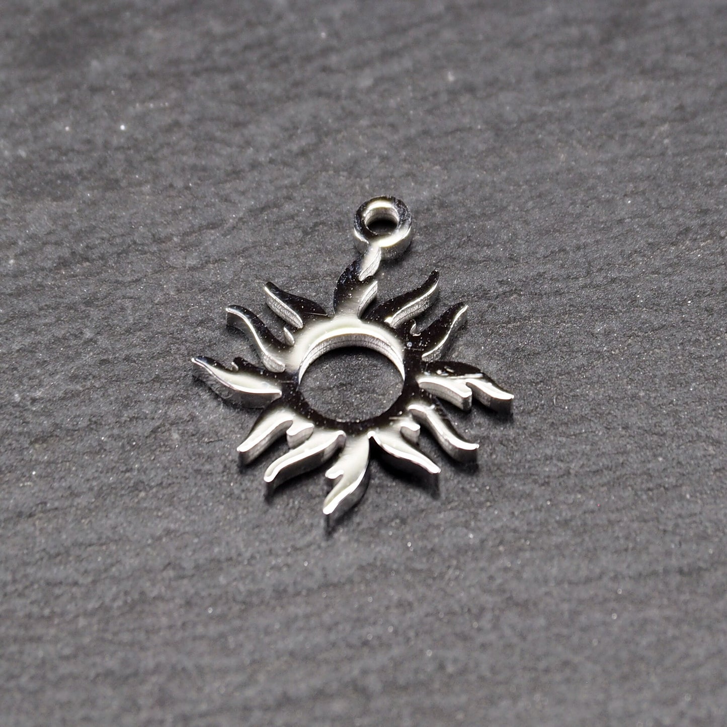 Anhänger Sonne, Edelstahl 304L, silberfarben, 11072