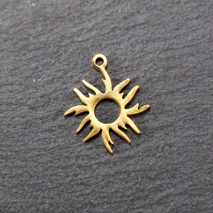 Anhänger Sonne, Edelstahl 304L ionenvergoldet, 11071