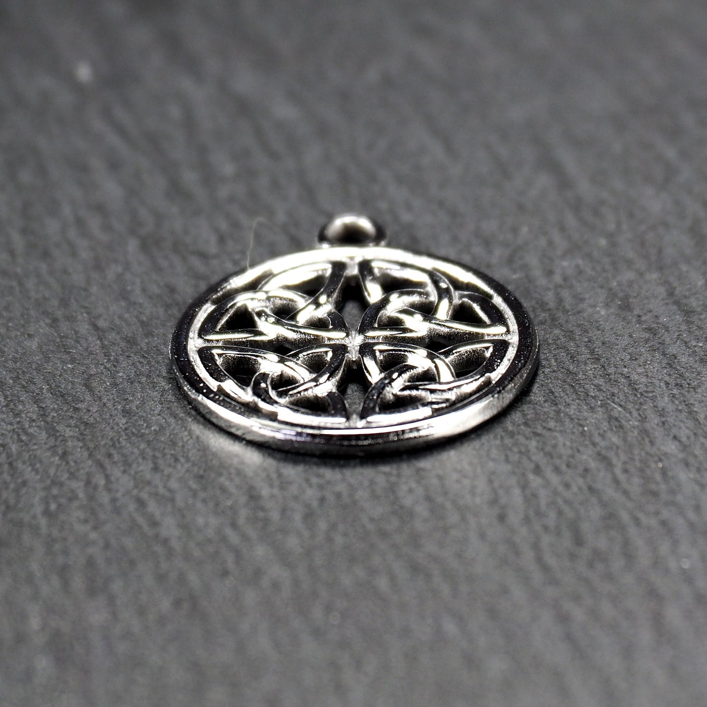 Anhänger keltischer Vierfach-Knoten, 304 Edelstahl, hochglanzpoliert, 11153