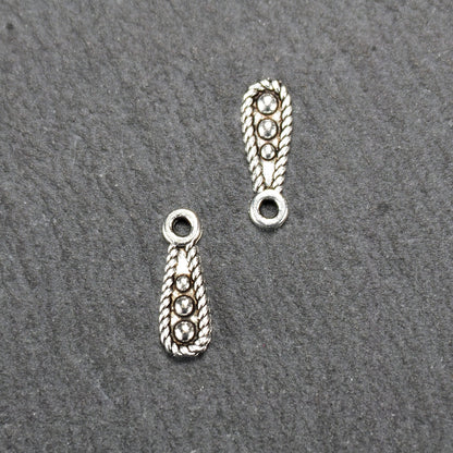 10 Anhänger Tropfen, antik silberfarben, 11160