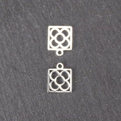 2 Anhänger stilisierte Blumen, 304L Edelstahl, silberfarben, 11179
