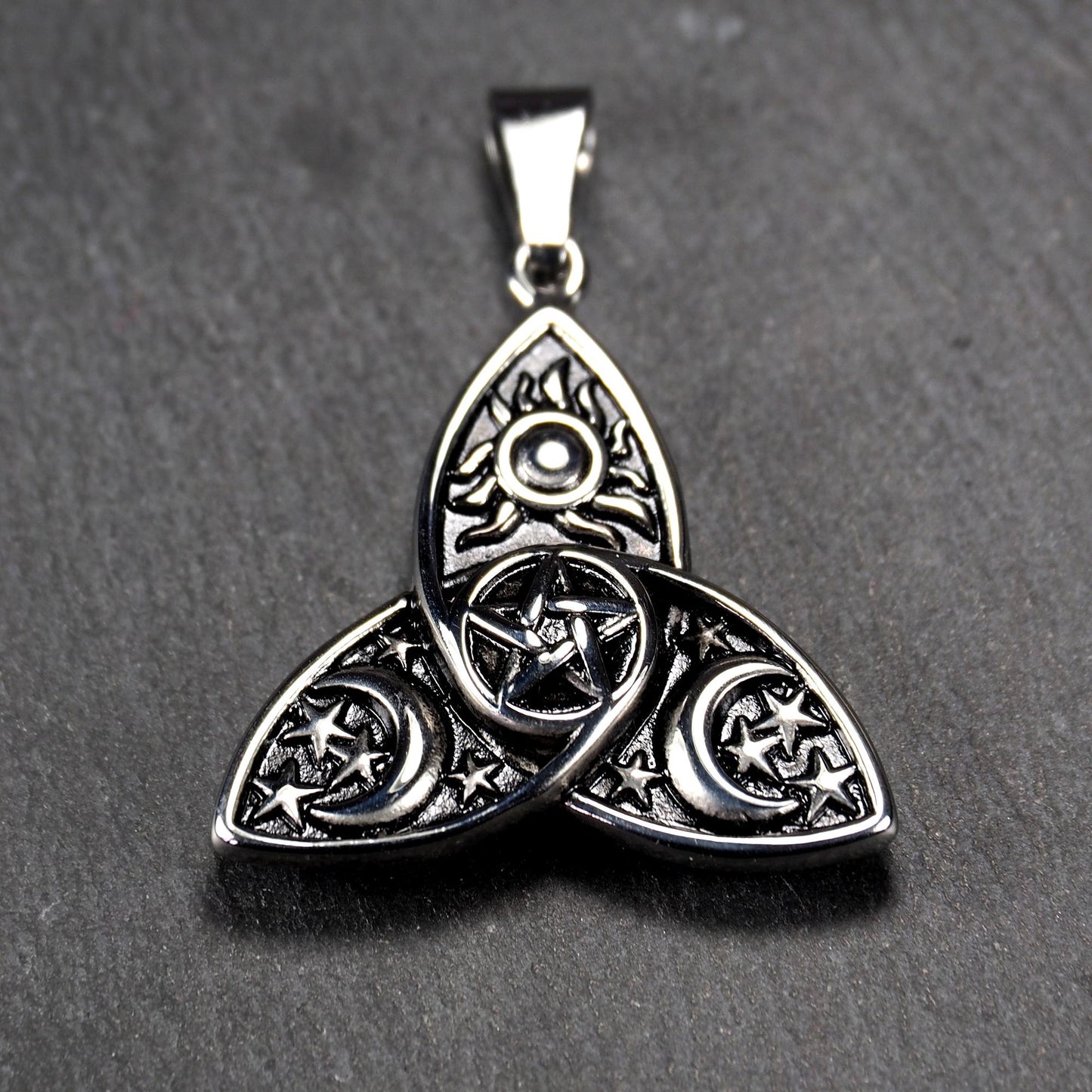 Anhänger Triquetra Pentagramm Sonne Mond Sterne, Edelstahl 304L, 11220