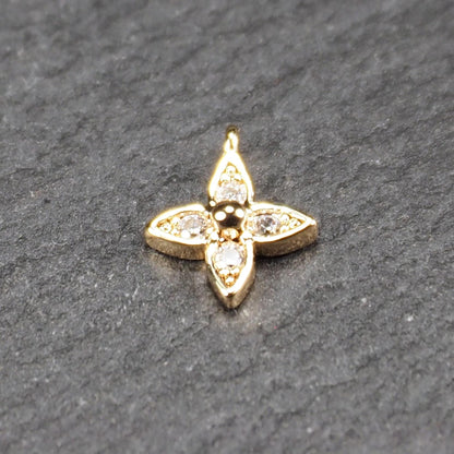 Anhänger Blüte, Messing 18K vergoldet, mit Zirkonia