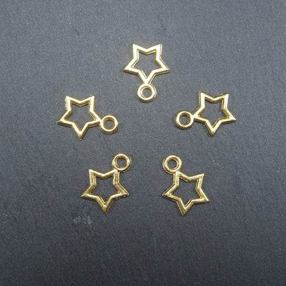 10 kleine Anhänger Stern, goldfarben, 10393