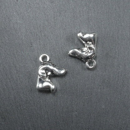 2 süße Anhänger Hund, Dackel, Windhund, antik silber, dreidimensional, 10505