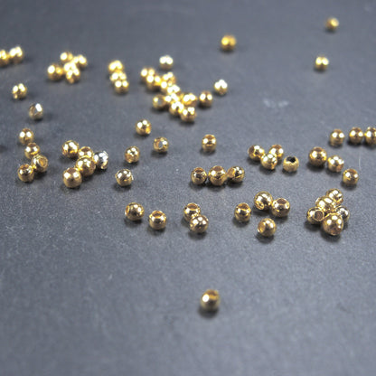 50 kleine Perlen 2,5mm, goldfarben, 10203