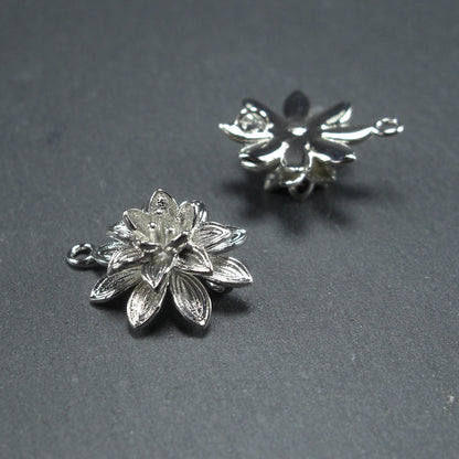 2 Blüten Verbinder, Lotus Lotos Anhänger, Messing platinbeschichtet, 10275