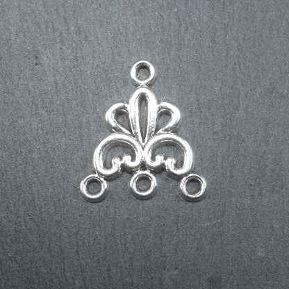 4 Chandelier Verbinder filigran, antik silberfarben, 10270