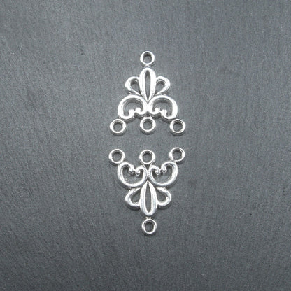 4 Chandelier Verbinder filigran, antik silberfarben, 10270