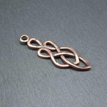Anhänger Keltischer Knoten, antik kupfer, 10422