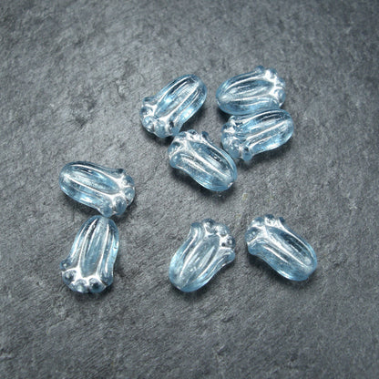 2 Böhmische Glasperlen, floral, frostig blau silber, 10567