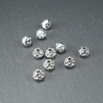 1 zauberhafte Lotos Perle, 6 x 5 mm, silberfarben, 10603