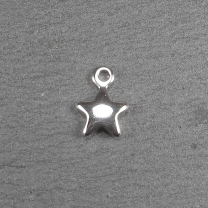 2 Anhänger Stern, Messing, platiniert, 10748
